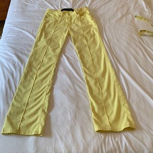 Votre Nom starchy jeans. Yellow. Size 36